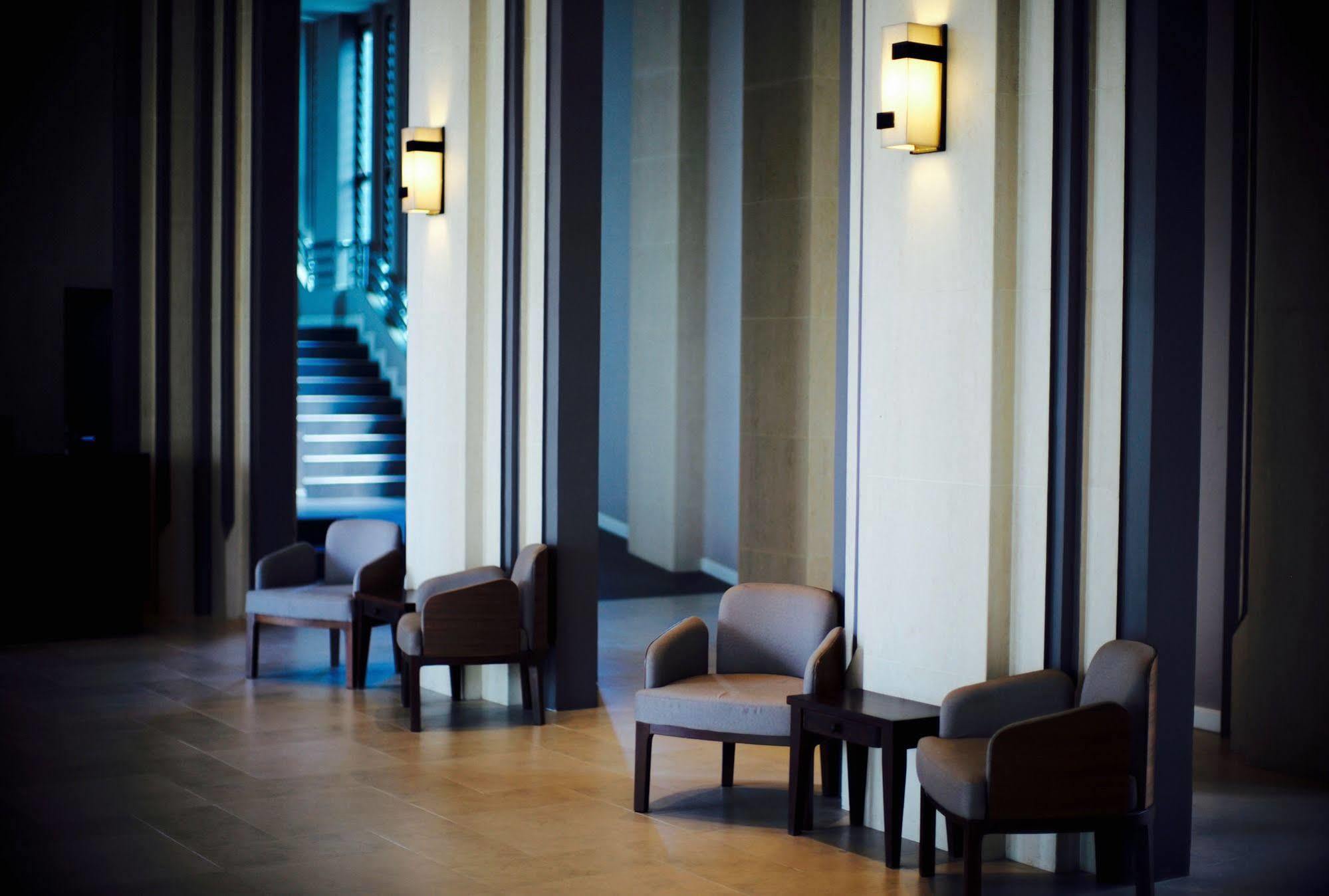 J. Park Hotel 春武里 外观 照片